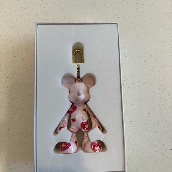 Disney-BAUBLEBAR Heart Mickey - Picture 8 of 10